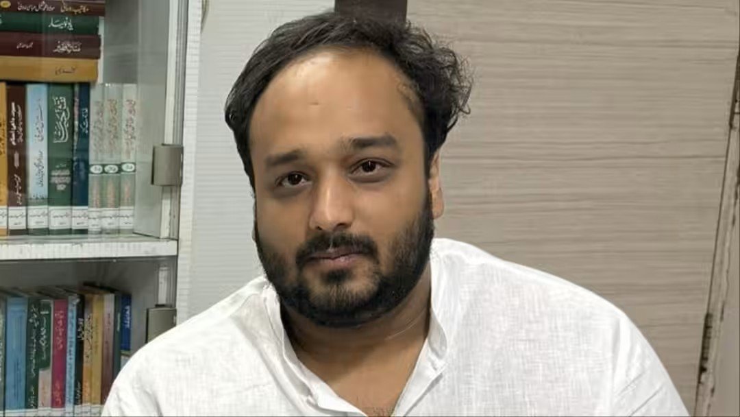 जीशान सिद्दीकी को दोबारा मिली जान से मारने की धमकी, पुलिस ने बढ़ाई सुरक्षा जीशान सिद्दीकी को दोबारा मिली जान से मारने की धमकी, पुलिस ने बढ़ाई सुरक्षा
