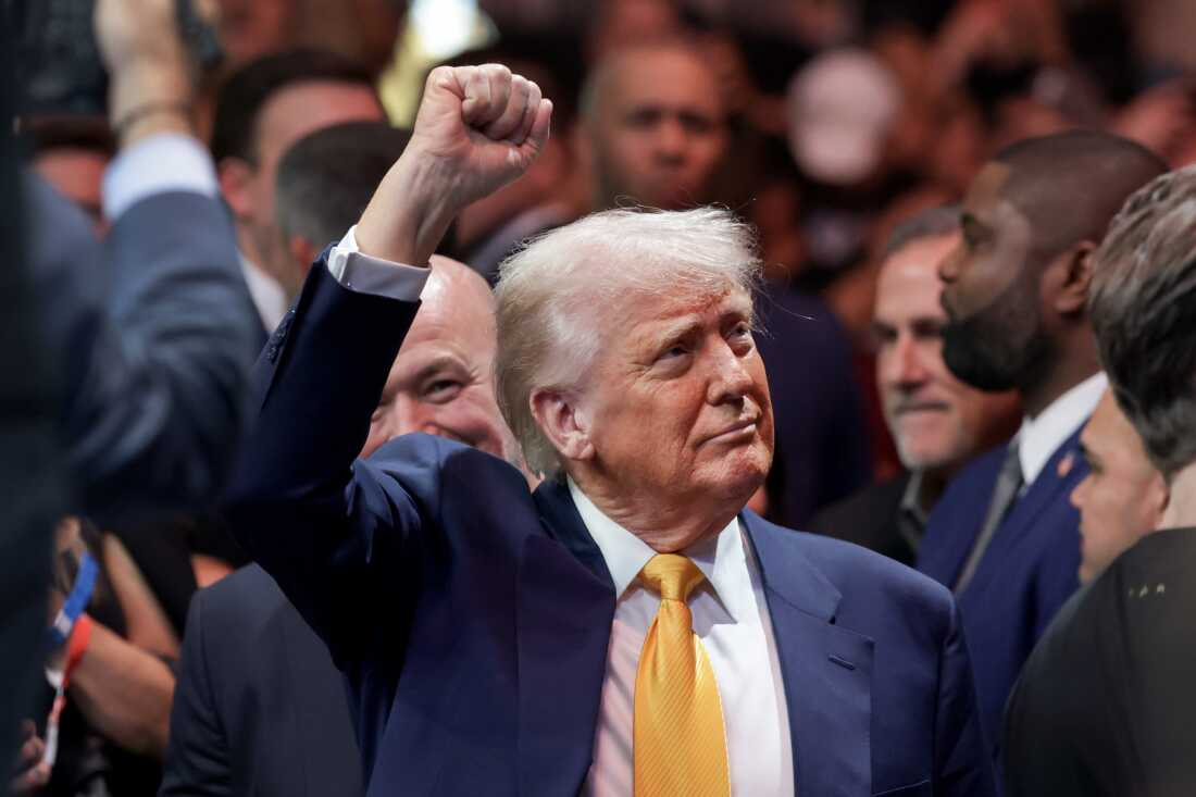 Trump की वैक्सीन योजना से बढ़ सकता है डॉक्टरों और मरीजों का खर्च Trump की वैक्सीन योजना से बढ़ सकता है डॉक्टरों और मरीजों का खर्च