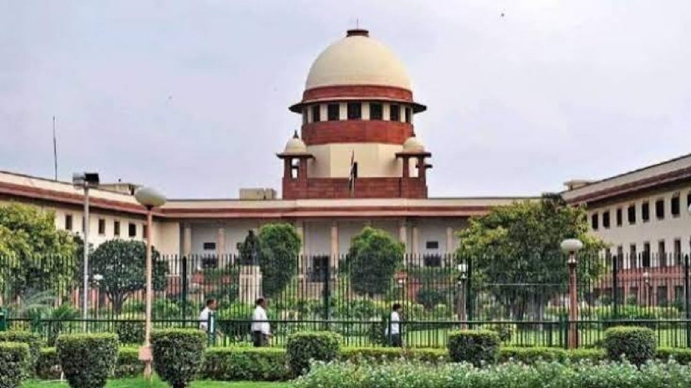 सुप्रीम कोर्ट का बड़ा कदम: एसिड अटैक पीड़ितों को रेल यात्रा में राहत की तैयारी​